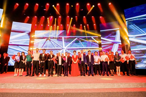 人生就是博集团庆祝新中国建设70周年职工朗诵角逐乐成举行