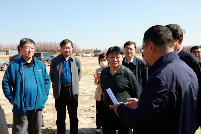 熊良虎出席省人大黄河流域陕西段生态；；ず透咧柿可ぷㄌ獾餮凶富