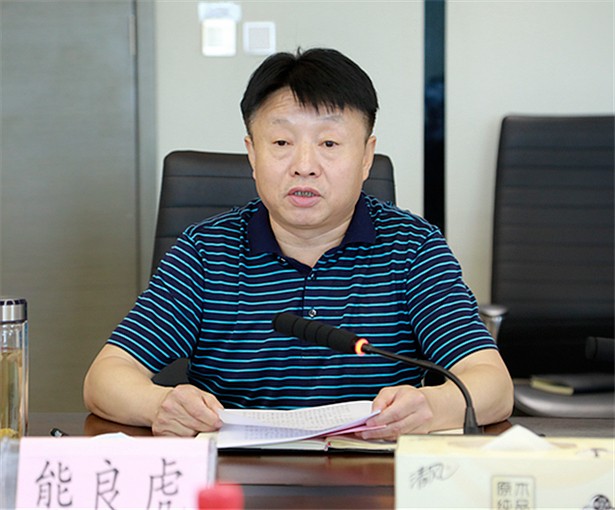 省国资委党委委员、、、副主任李凯到人生就是博集团调研指导事情