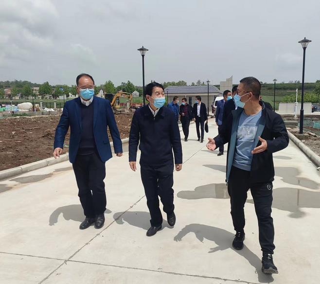 宝鸡市人大常委会党组成员、、、副主任苏少敏到水情形公司宝鸡蟠龙新区污水处理厂调研