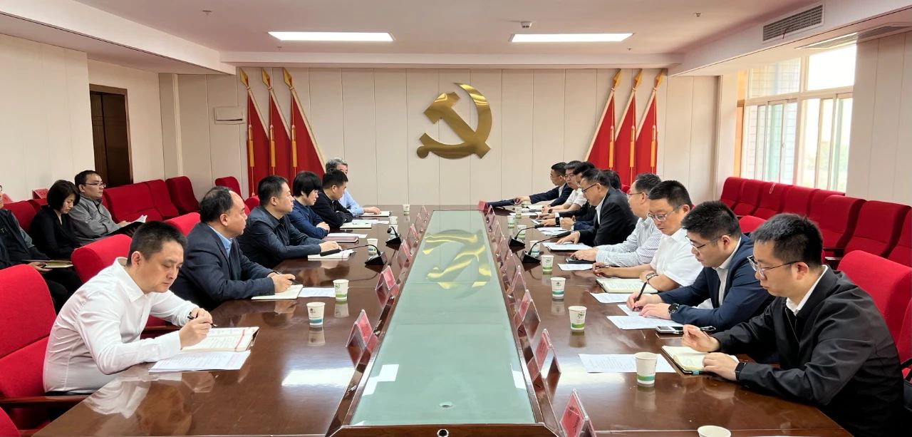 人生就是博集团与咸阳市生态情形局座谈交流