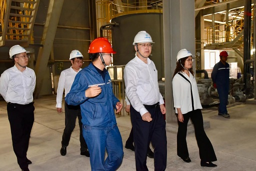 郝军亮在调研提质增效稳增添事情时强调：力促企业谋划提质增效 为完玉成年目的使命打下坚实基础