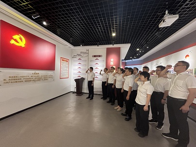 商南公司联合党支部开展“赓续红色血脉，，砥砺奋进征程——庆祝中国共产党建设104周年”主题党日活动